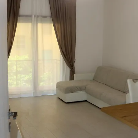 Luca's House - Your Perfect Hideaway Apartment Rome