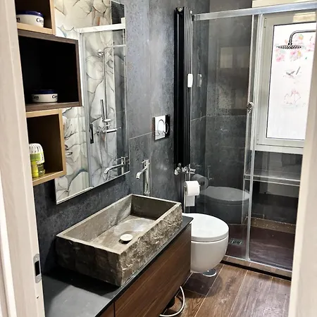 Luca's House - Your Perfect Hideaway Apartment